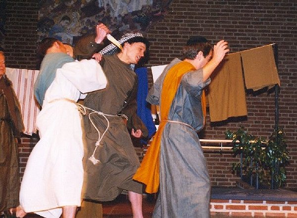 Billede fra 'Hvem st&aring;r stille n&aring;r englene danser'